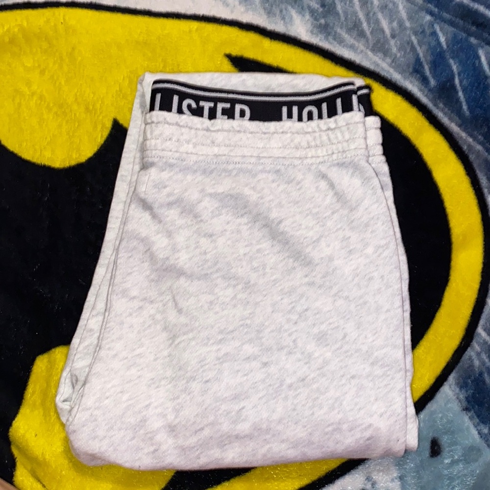 hollister joggers